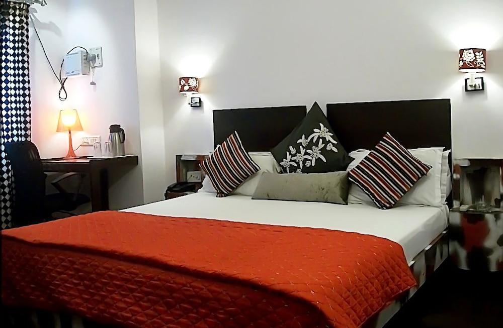 ורנאסי Itsy Hotels Banana Boutique מראה חיצוני תמונה
