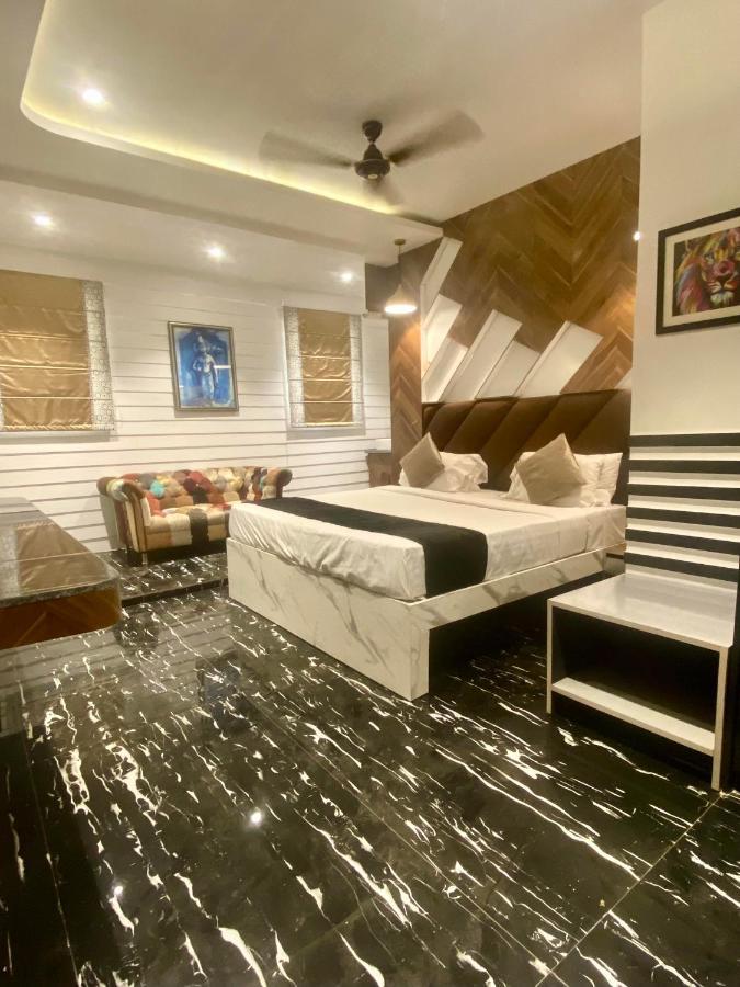 ורנאסי Itsy Hotels Banana Boutique מראה חיצוני תמונה