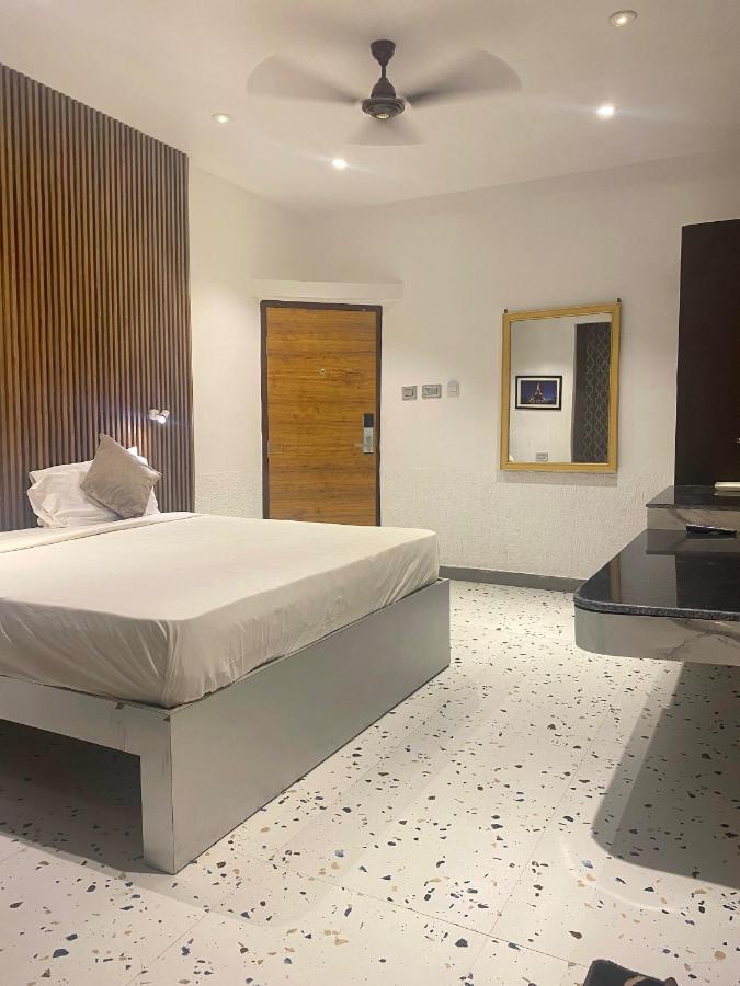 ורנאסי Itsy Hotels Banana Boutique מראה חיצוני תמונה