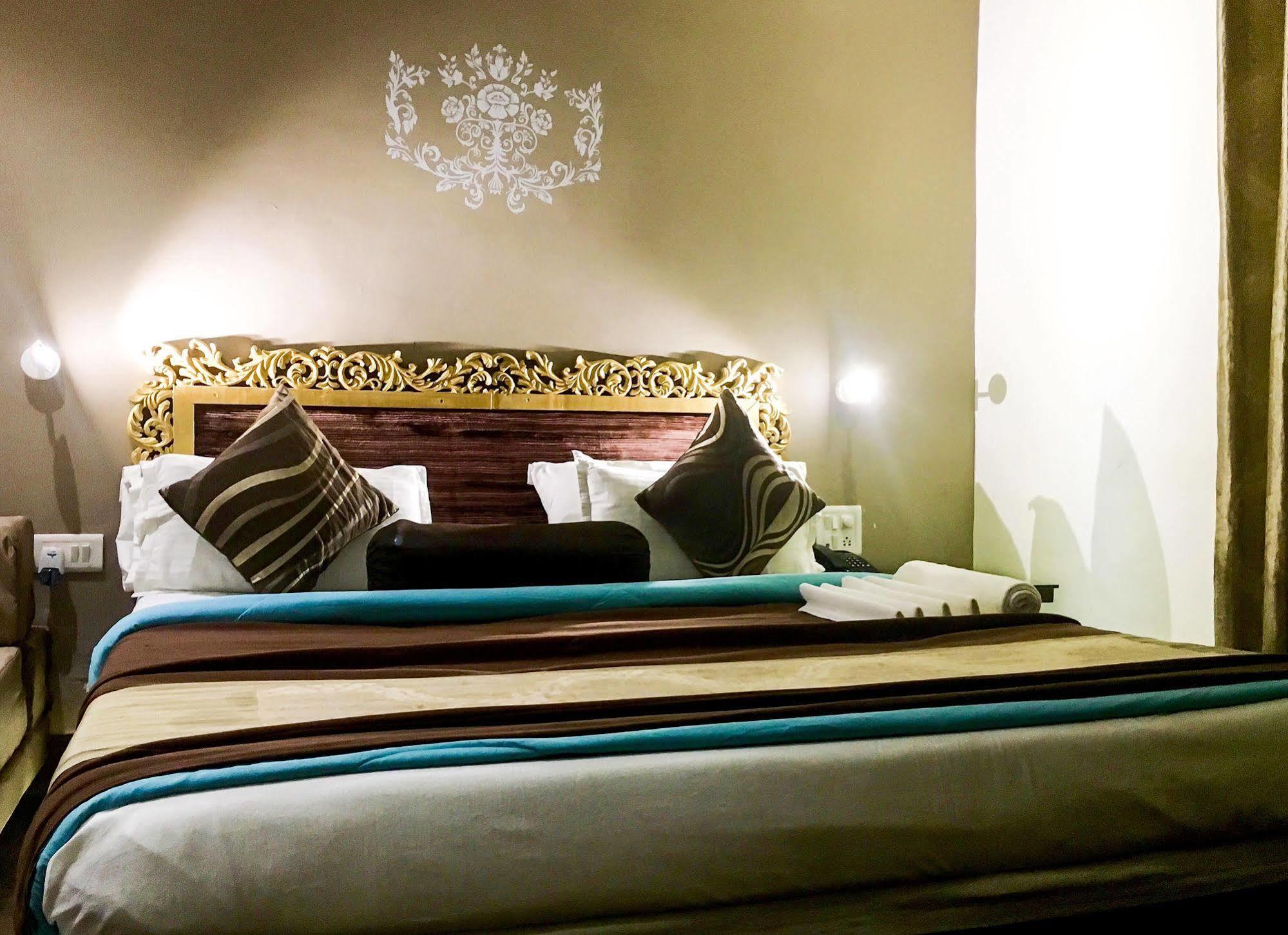 ורנאסי Itsy Hotels Banana Boutique מראה חיצוני תמונה